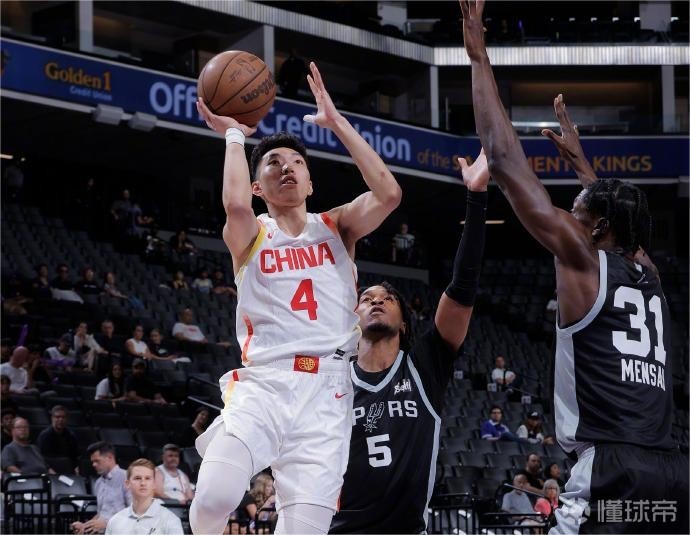 18岁中场奇才成为豪门猎物：皇马巴黎阿森纳下场，6000万估值不低